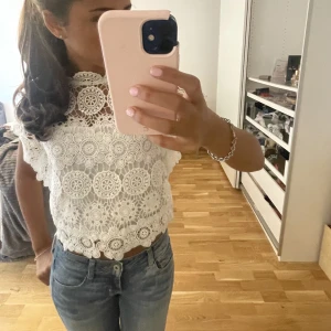 Fest topp  - Super fin fest/middags topp! Väldigt bra skick, ballt använd💕