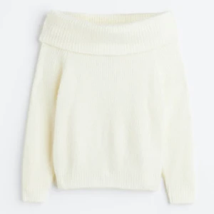 Off shoulder tröja - Stickad tröja med off shoulder, helt ny och endast testad 💕