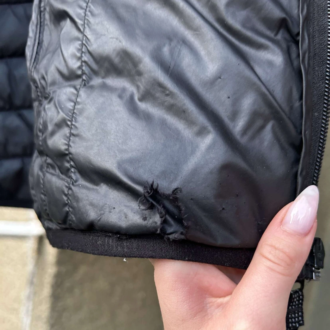 Svart barn jacka  - 91