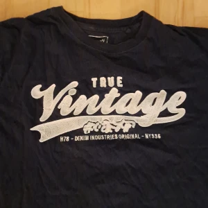 Tshirt vintage - Bra skick, sitter som en m eller l