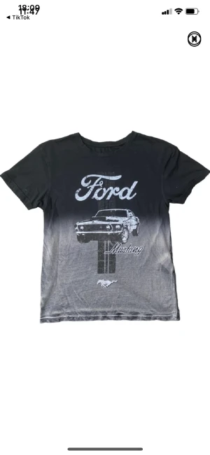 Vintage Ford Mustang T-Shirt - .