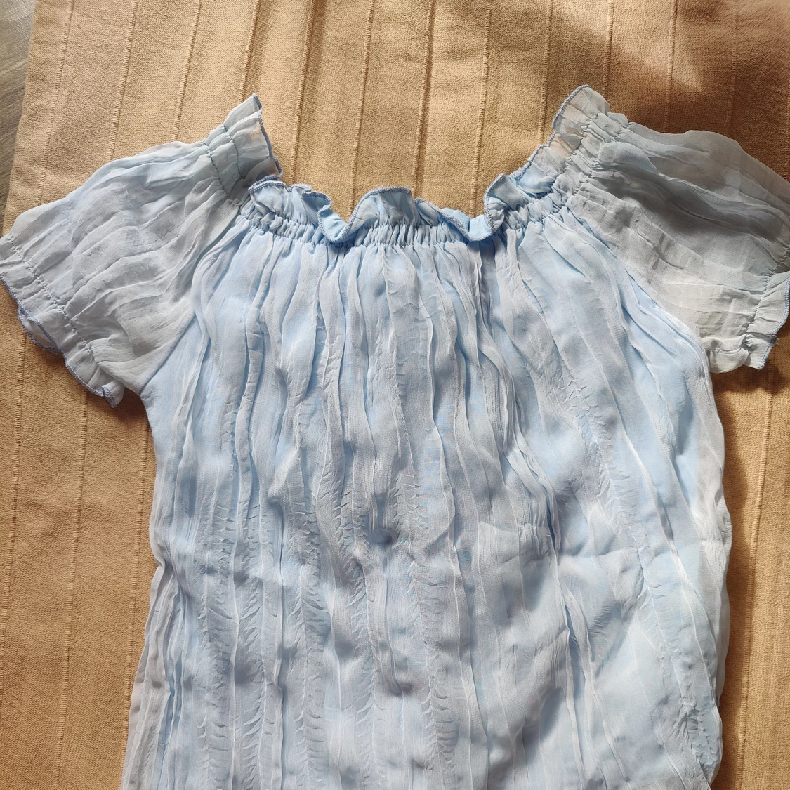 Vintage off-shoulder top - 91