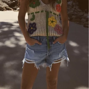 snygga shorts från zara - helt oanvända med lapp kvar. Små i storlek