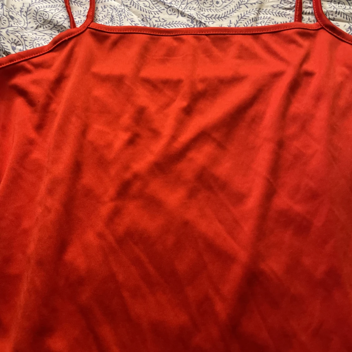 Röd kort klänning  - 90