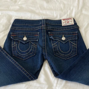 True religion jeans - Lågmidjade raka jeans från True religion🤍