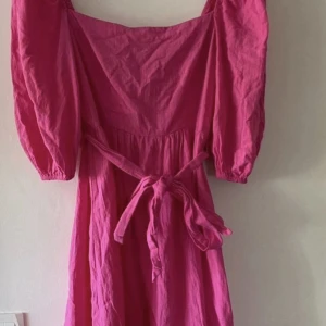 Shein klänning  - Storlek S