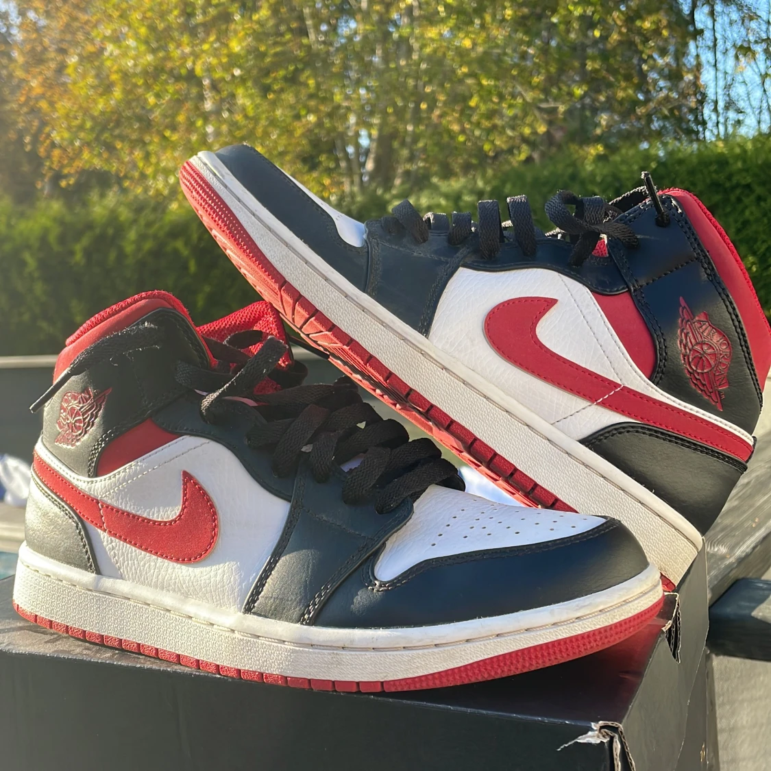 Jordan 1 mid Gym red - 90