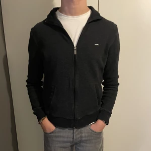 Michael Kors Helzip - Michael Kors helzip. Fint skick. Storlek M. Nypris ca 1399, mitt pris 339kr