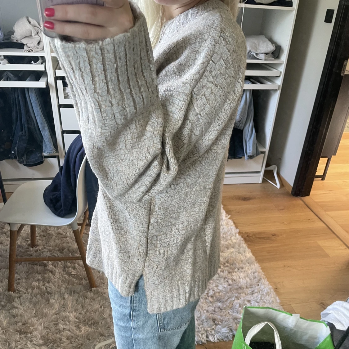 Stickad tröja från zara - 90