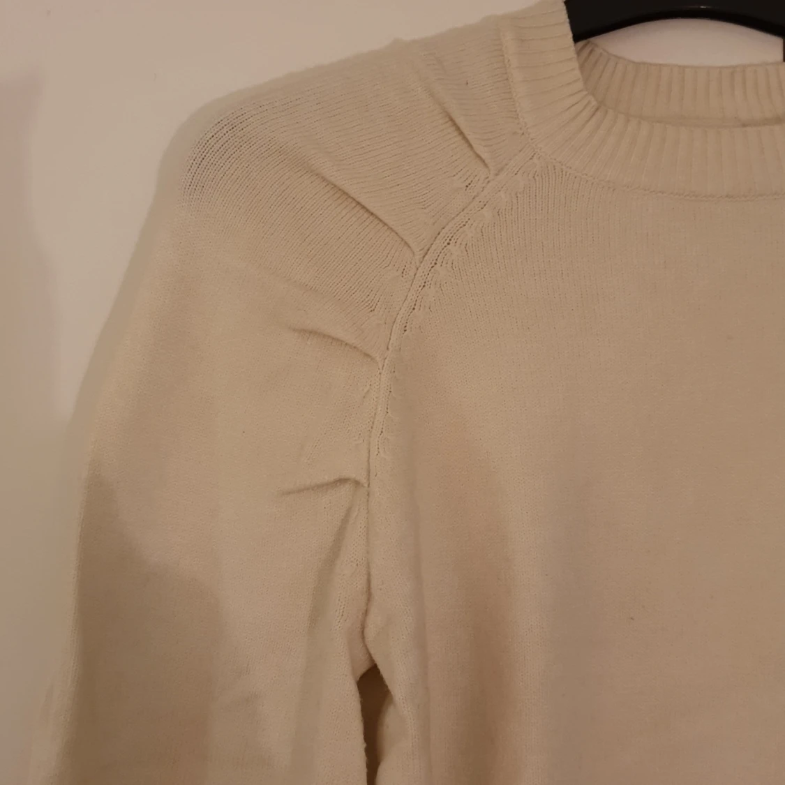 Oanvänd/nyskick tröja från Vila  - 90