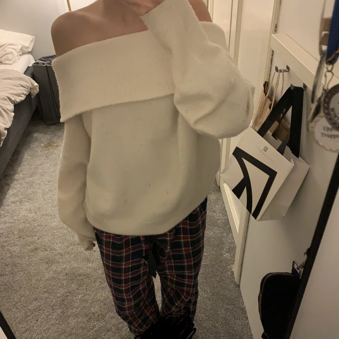 Off shoulder tröja