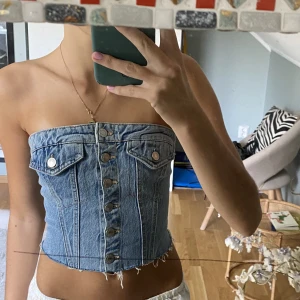 Jeanstopp - Så snygg jeanstopp från zara, endast använd 1 gång. 