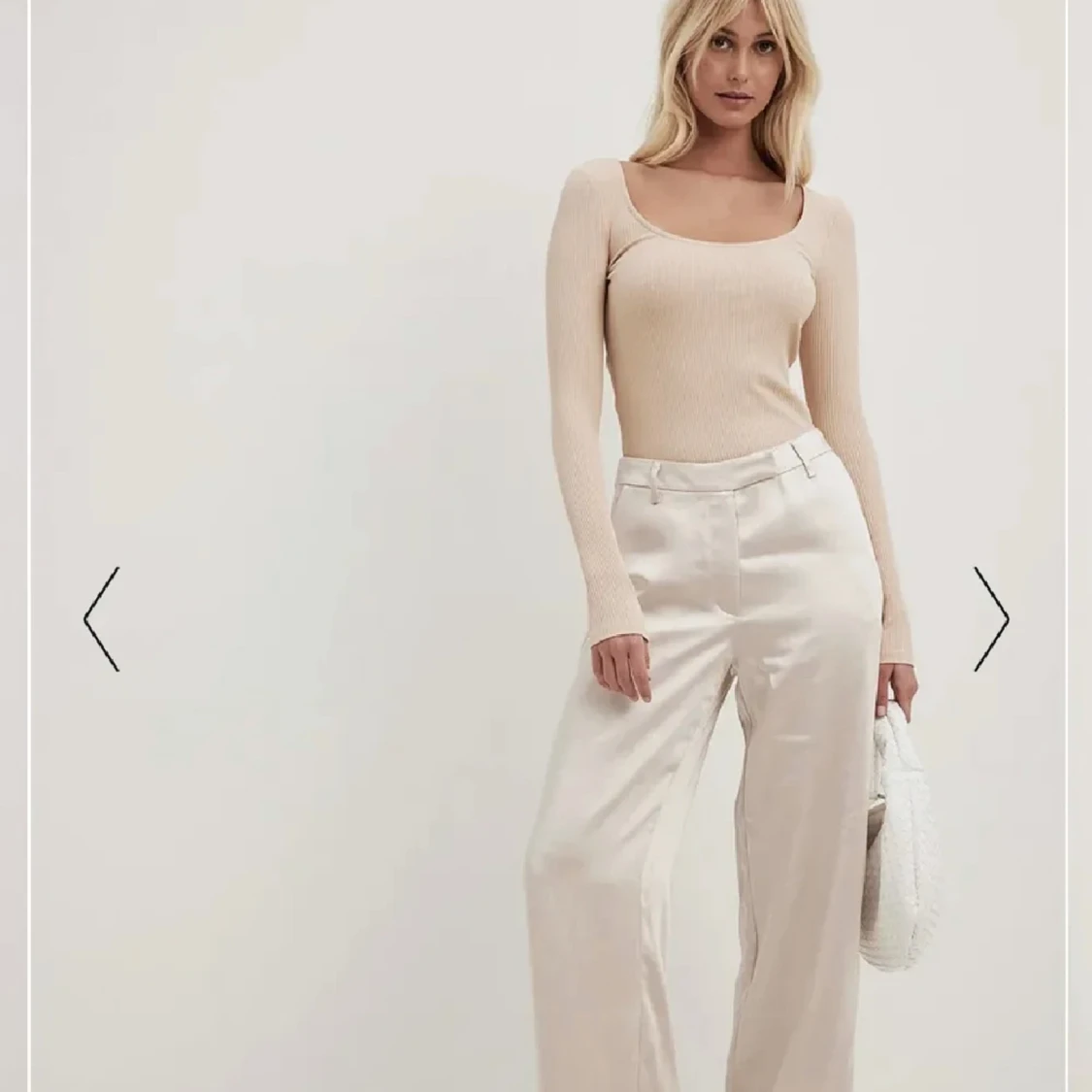 Ribbad tröja🤍 - 90