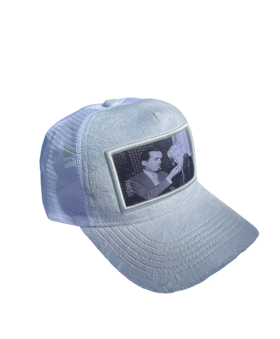 Velvet keps, ljusgrå fram och vit bak riktigt snygg  - 90