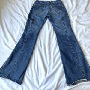 Jätte fina lågmidjade jeans från fcuk jeans💓