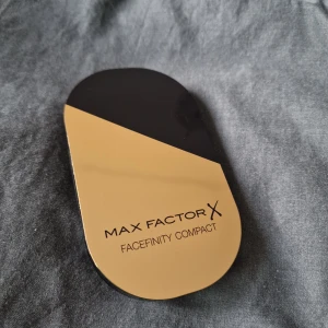 Foundation puder - Oanvänd🦋