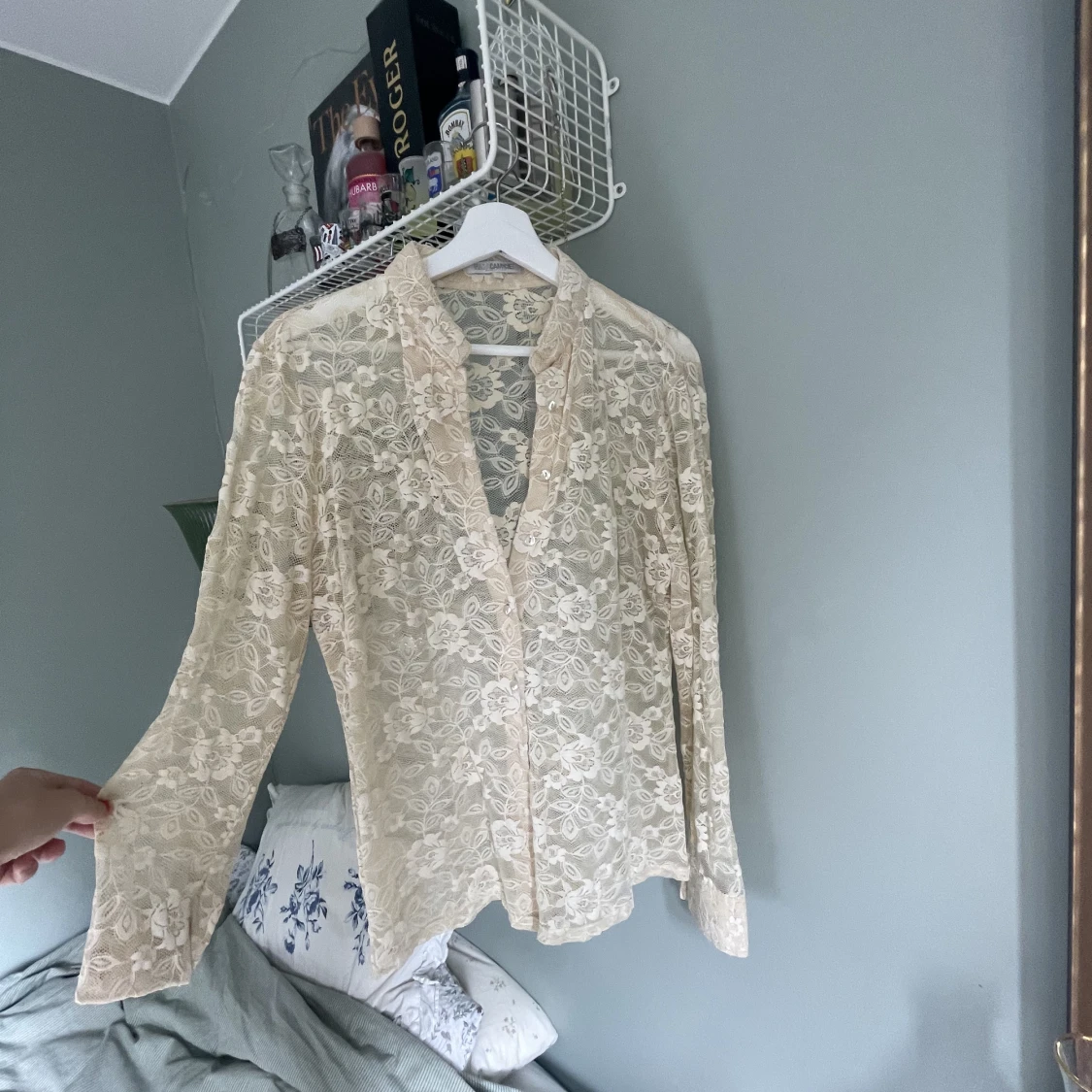 Beige spetstopp - 90