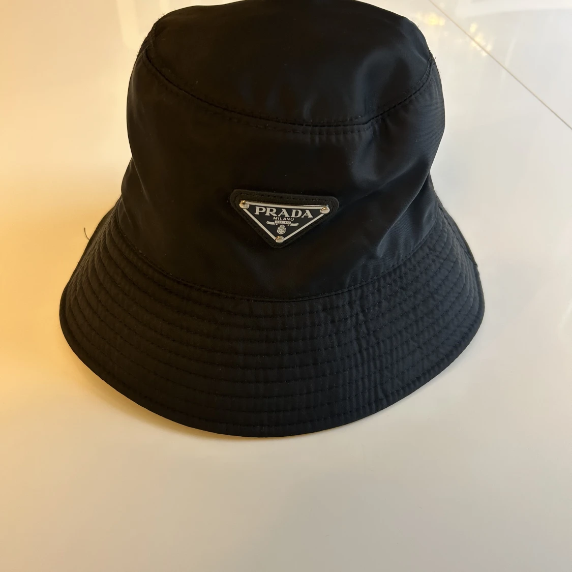 Prada black nylon bucket hat - 91