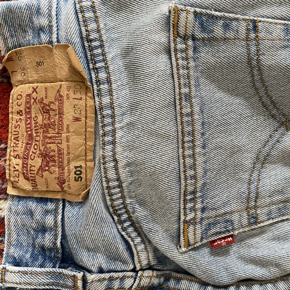 Levi’s jeans. Väldigt snygga  Rättså bra skick✨. Jeans & Byxor.