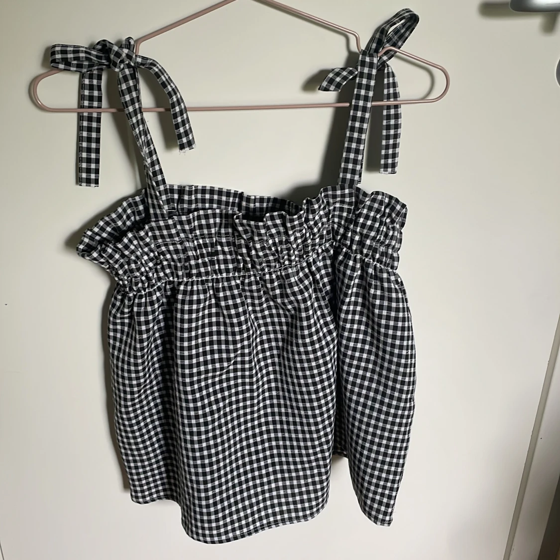 Gullig topp från hm