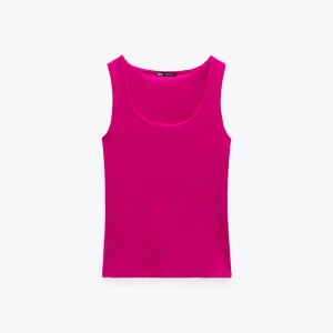 Linne - Linne i polyamid med breda axelband. ALDRIG andvänd!!!!!!!!!!