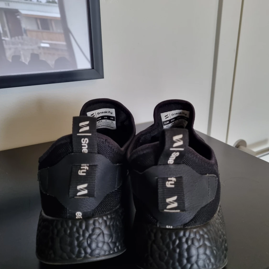 Svarta sneakers - 91