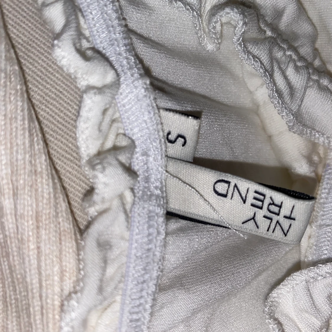 Vit offshoulder topp - 90