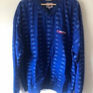 Tommy Hilfiger pullover vindjacka XL - Vintage Tommy Hilfiger vindjacka i storlek Xlarge