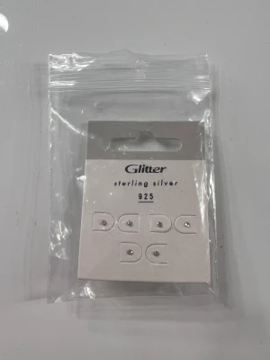 Äkta silver örhängen  - Helt nya äkta silver örhängen från Glitter. Nypris 149kr. Säljer för 90kr + 15kr frakt 