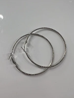 Örhängen  - Fina örhängen. 15kr + frakt 