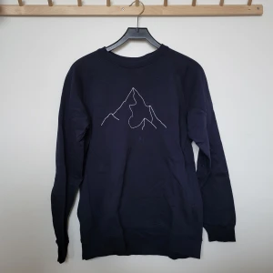 Dedicated tröja - Tröja frpn dedicated. Använd max 1 gång