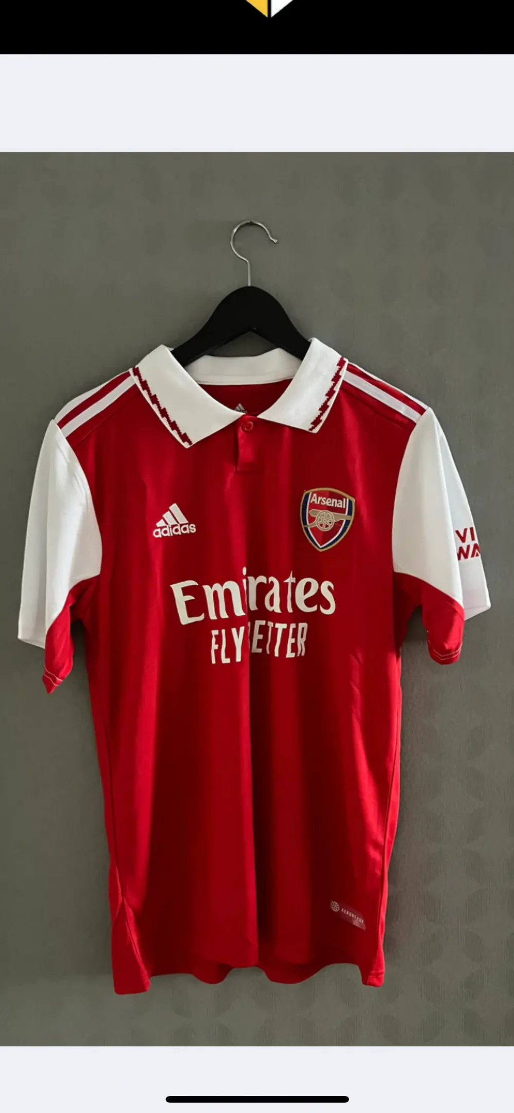 Arsenal Hemma tröja denna säsongen 22/23. Helg nytt skick, storlek S.. T-shirts.