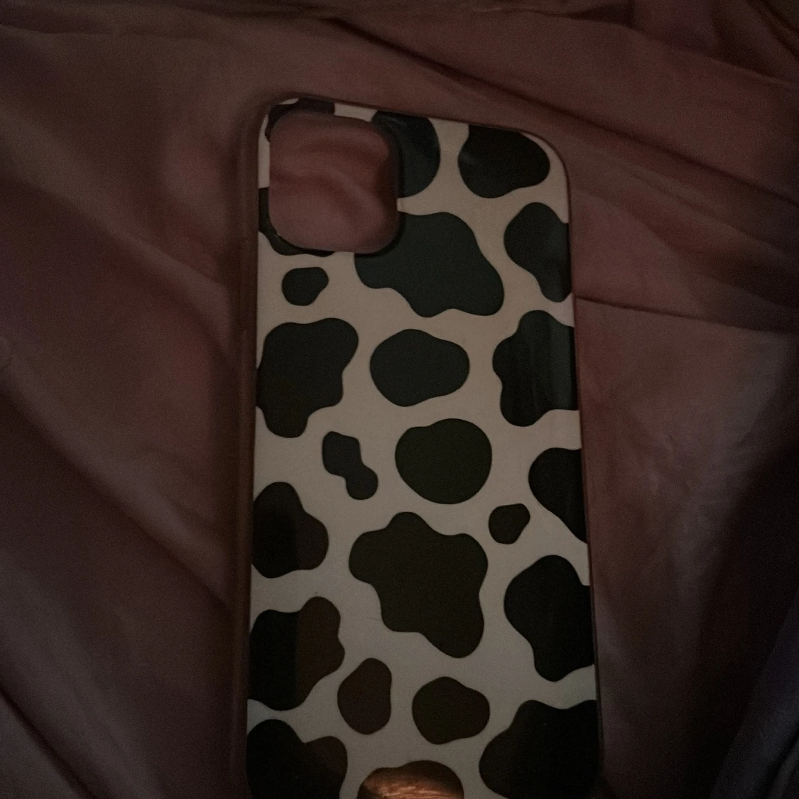  Säljer de här mobilskalen iPhone 11  - 90