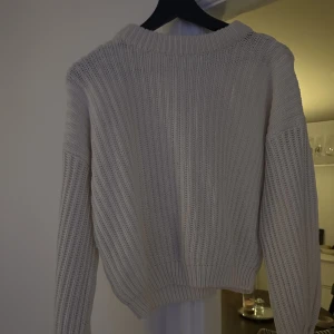 Stickad tröja från nakd  - Stickad tröja. Använder inte längre 