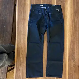 vaxade Replay jeans i storlek 30/34