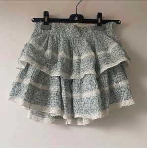 Aerie kjol - Jätte söt aerie kjol högsta bud är 275kr Köpar står för frakt (51) Köp direkt 359