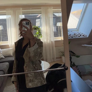 Vårjacka💕 - Fin vintage jacka perfekt nu till våren💕