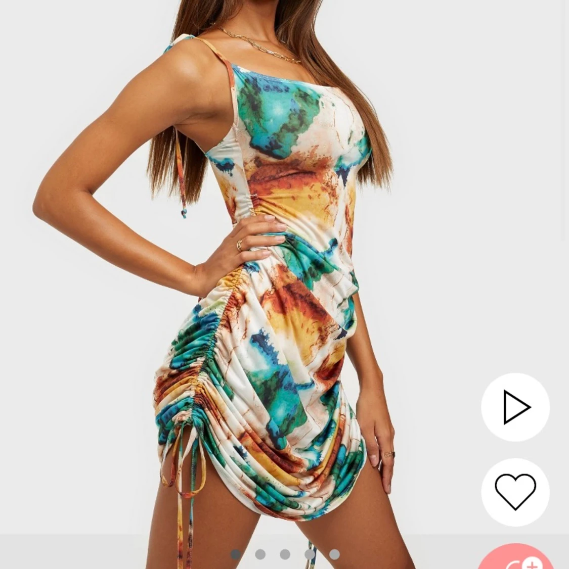 Klänning från Nelly - 90