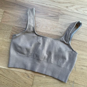 Sport bh från aimn - Brun sport bh från Aimn. 