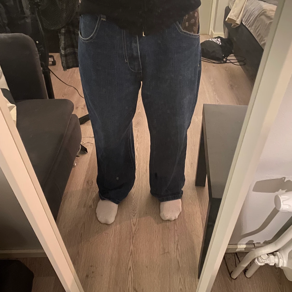 Baggy jeans med broderi - 90