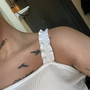 Gulligt linne med  - Köpt på New yorker, använd 1 gång. 