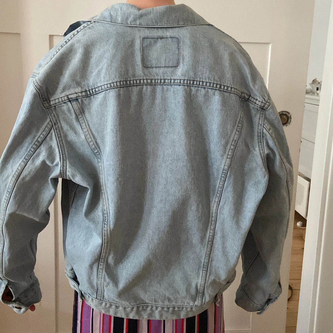 Levi’s denim jacket (oversized) - 91