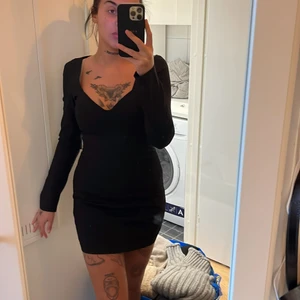 Klänning - Köpt på Zara, aldrig använd 