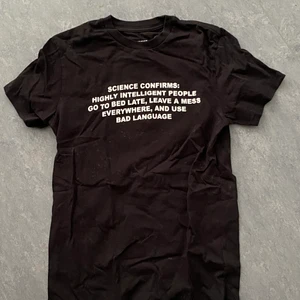 Weekday tröja - Strl XS