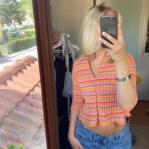 Kofta - Jätte söt kofta i olika färger. Super fin till sommaren🌺