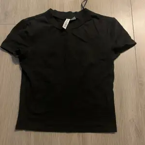Croppad t-shirt från H&M 