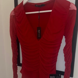 BODY FRÅN NLY - en body från Nelly helt ny