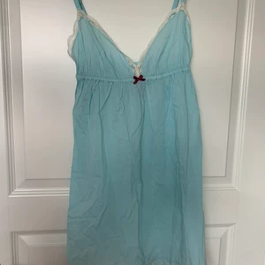 Odd Molly klänning. S - Odd Molly klänning Storlek: S Endast testad och sen inte kommit till användning 🤩💜😊☺️😇