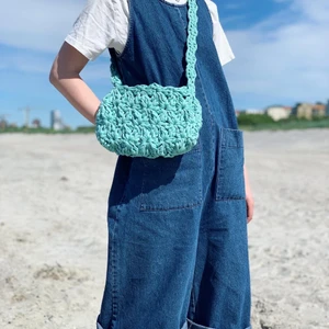 Virkad väska - Handgjord virkad väska i 100% återbrukat material ♻️ 