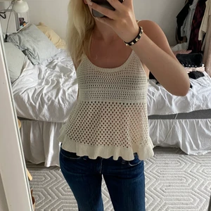 Linne i crochet - Så snyggt linne ifrån mango i storlek S!💕 köparen står för frakt.